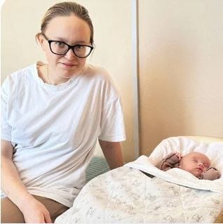 Давайте поможем Анастасии начать новую жизнь для себя и ребёнка