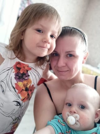 Суд по квартире Оксаны продолжается. Маме и двум её детям нужна наша поддержка