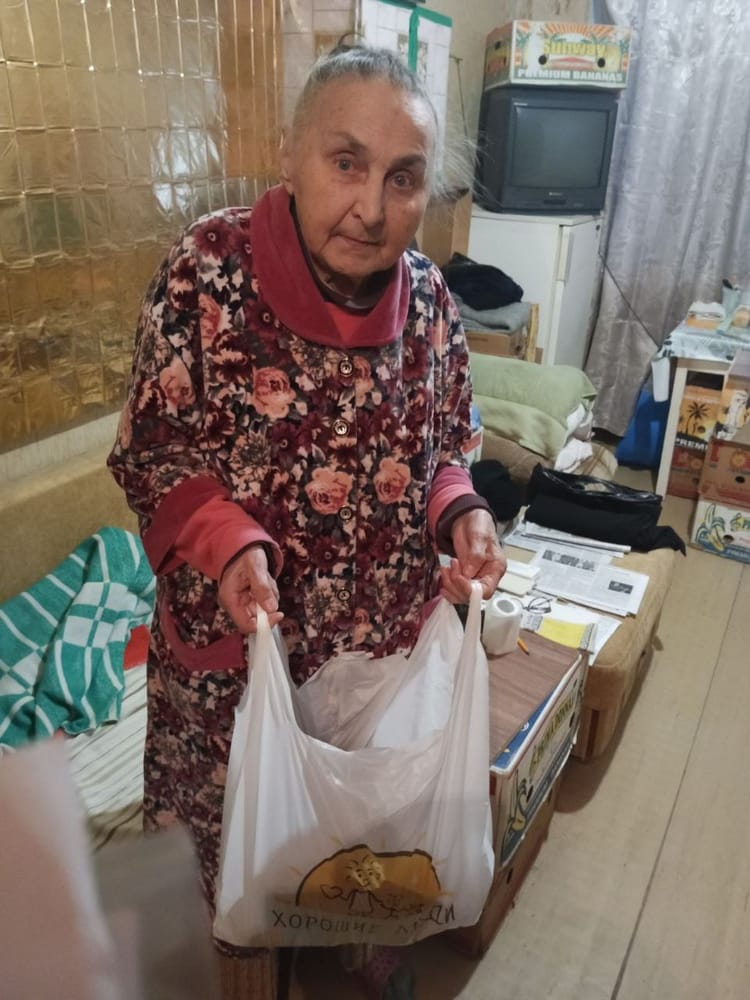 Пожилая Эльвира Васильевна борется с тяжёлыми временами — поддержите её